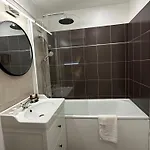 Hotel-spa-piscine Le Petit Castel Beuzeville-honfleur 3*