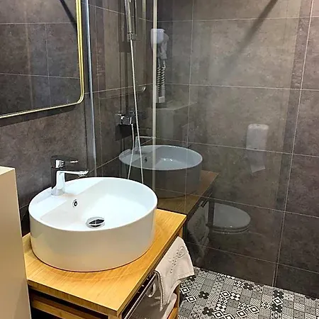 Hotel-spa-piscine Le Petit Castel Beuzeville-honfleur Hotel 3*