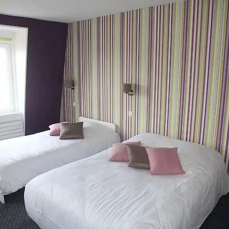 Hotel-spa-piscine Le Petit Castel Beuzeville-honfleur 3*