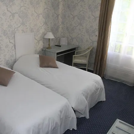 Hotel-spa-piscine Le Petit Castel Beuzeville-honfleur