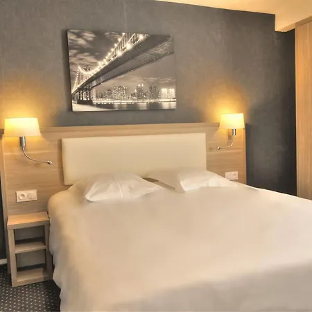 Ξενοδοχείο Hotel-spa-piscine Le Petit Castel Beuzeville-honfleur