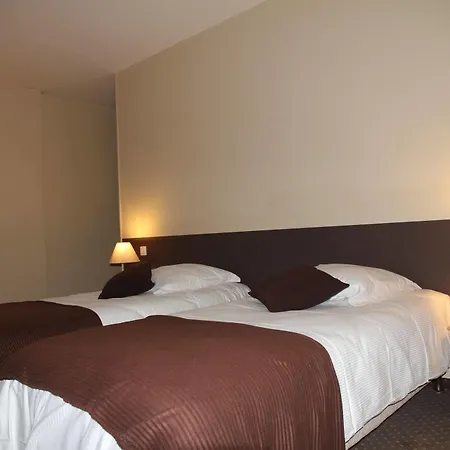 Hotel-spa-piscine Le Petit Castel Beuzeville-honfleur Hotell Beuzeville
