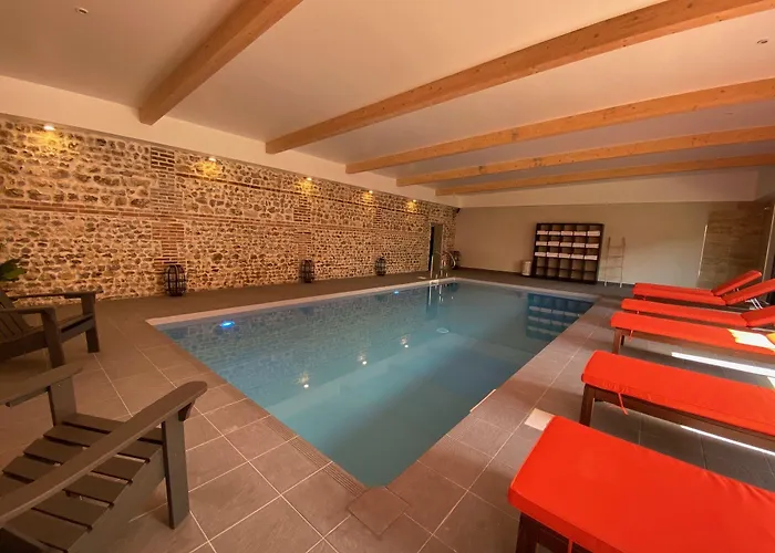 Otel Hotel-spa-piscine Le Petit Castel Beuzeville-honfleur 3*
