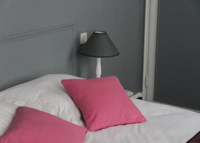 Otel Hotel-spa-piscine Le Petit Castel Beuzeville-honfleur Beuzeville