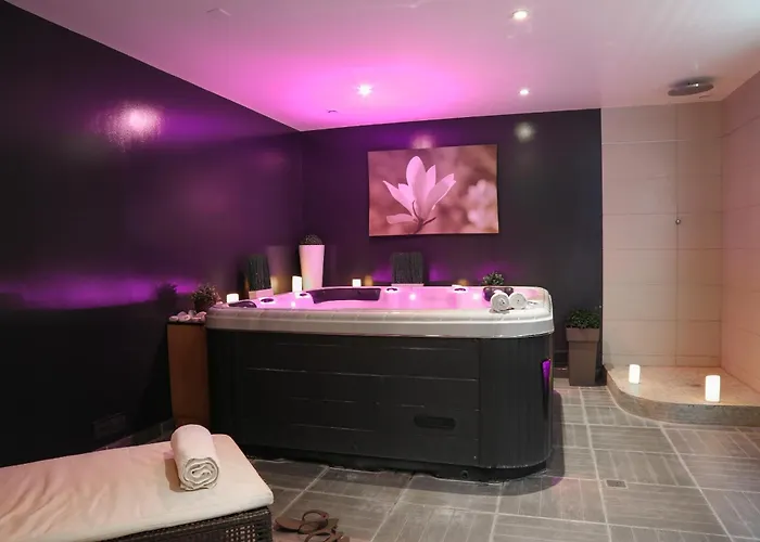 Hotel-spa-piscine Le Petit Castel Beuzeville-honfleur Otel