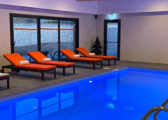 Hotel-spa-piscine Le Petit Castel Beuzeville-honfleur